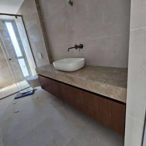 Ειδικές Κατασκευές 1561