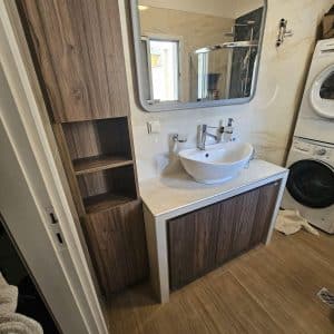 Ειδικές Κατασκευές 1596