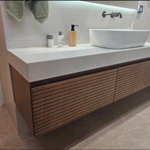 Ειδικές Κατασκευές 1676